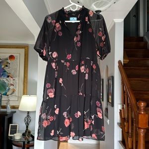 🎤🎉Pretty CeCe Floral Babydoll Tiered Dress Sz M